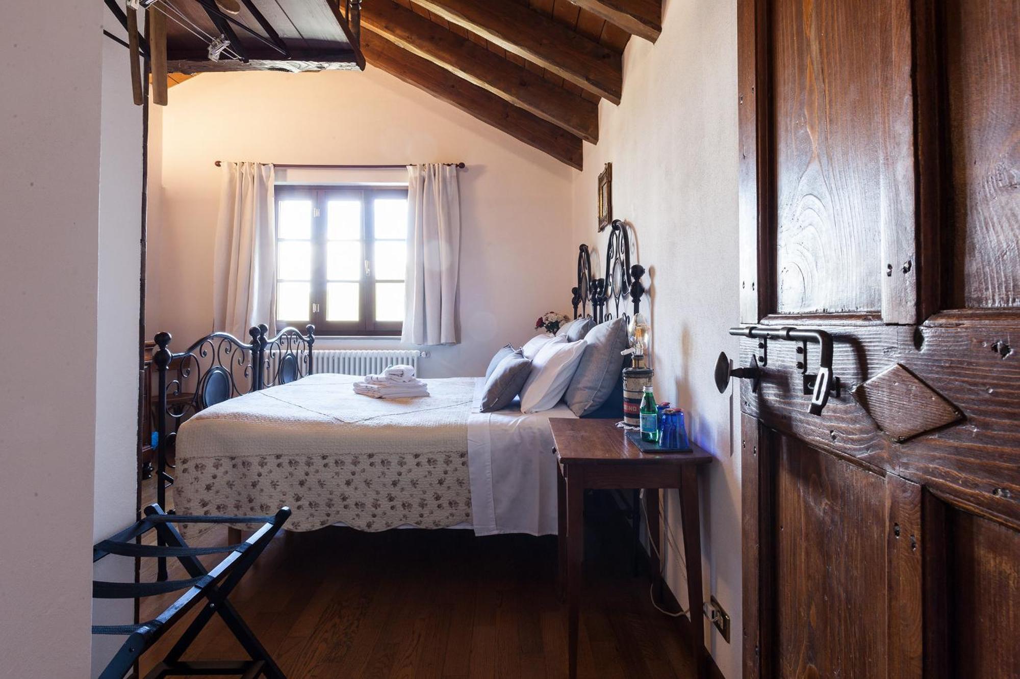 Отель Locanda Centolaghi Valditacca Номер фото