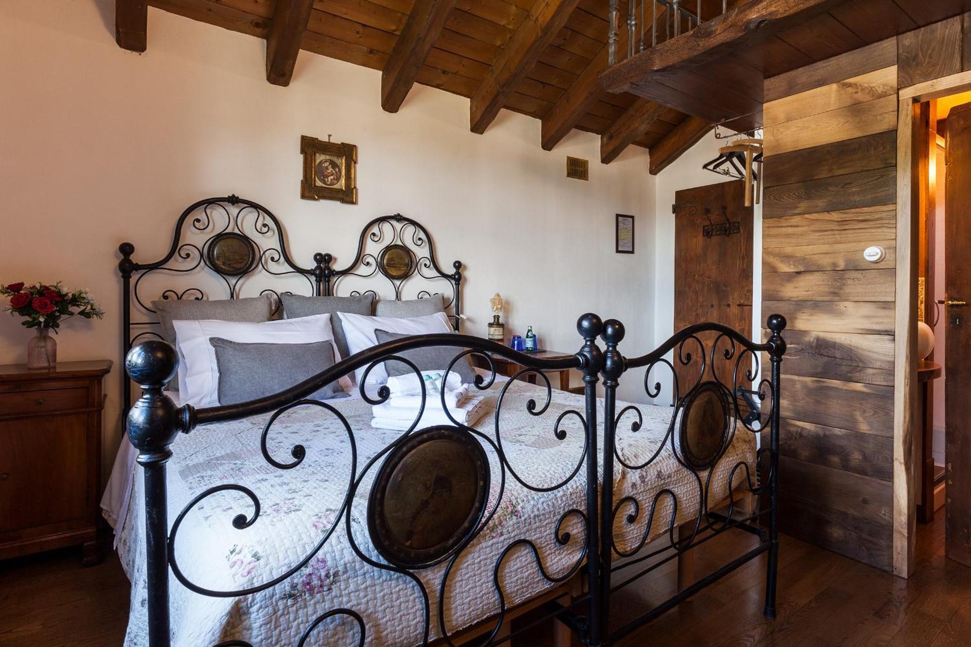 Отель Locanda Centolaghi Valditacca Номер фото